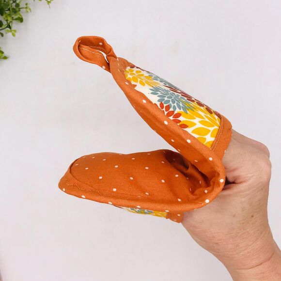 Set of 2 Finger Hotpad Potholders Fall Dahlias Orange, 2 Piece Baking Set - Picture 5 of 5